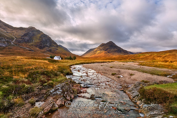 Glen Coe Lagangarbh Hut and  Buachaille Etive Beag  Scotland