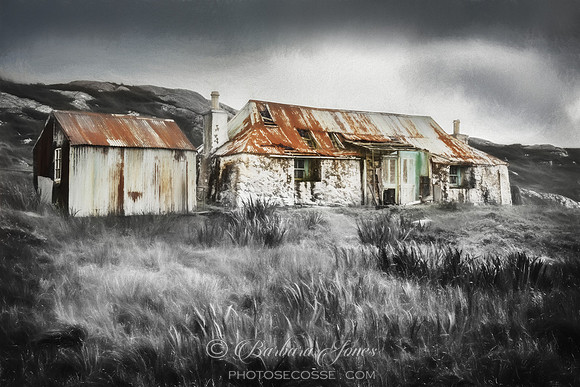 Cottage Ruin Loch Fhionnsabaigh, Golden Road. Harris.